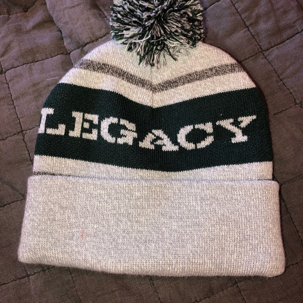 Legacy Pom Knit Hat